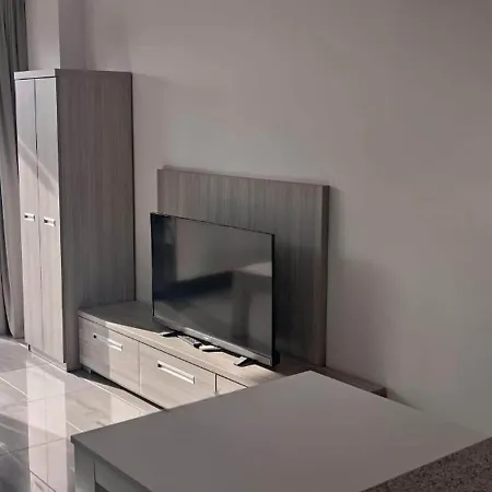 Apartment Belvilla By Oyo Con Patio *