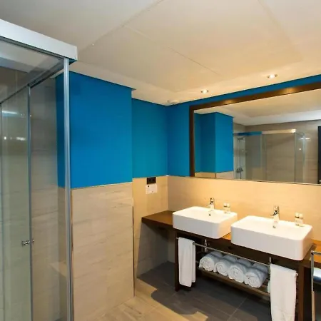 Belvilla By Oyo Con Patio Apartament