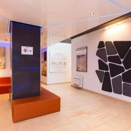 Apartment Belvilla By Oyo Con Patio *